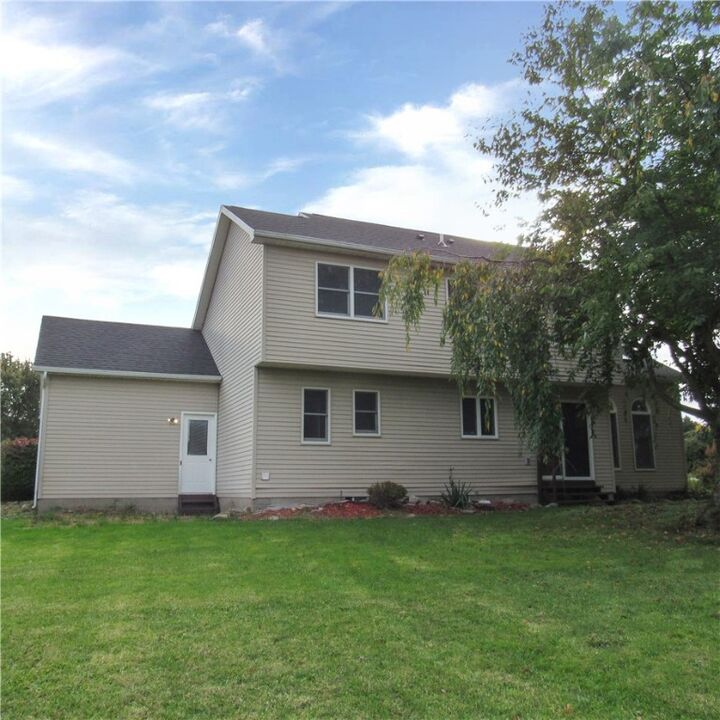 Property Photo:  23 Hawkes  NY 14580 