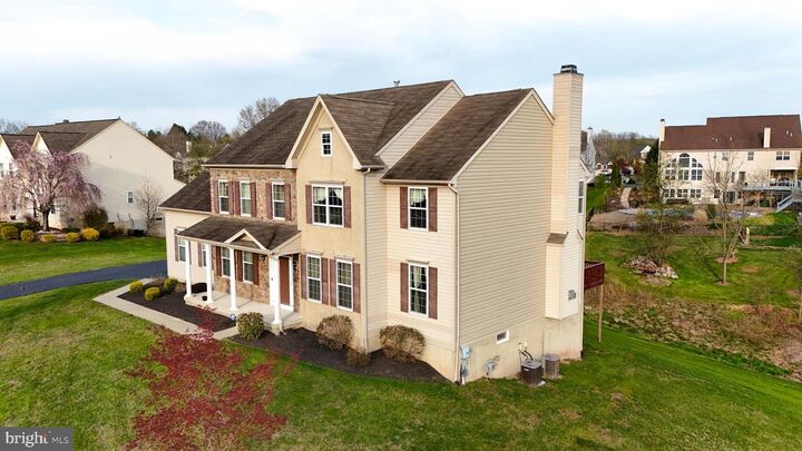 Property Photo:  164 Meadowside Drive  PA 19518 