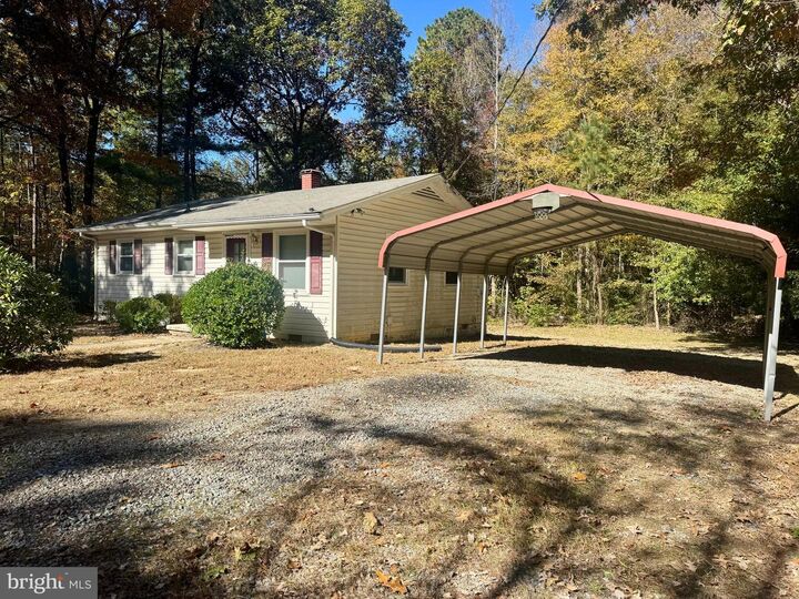Property Photo:  9263 Ladysmith Road  VA 22546 