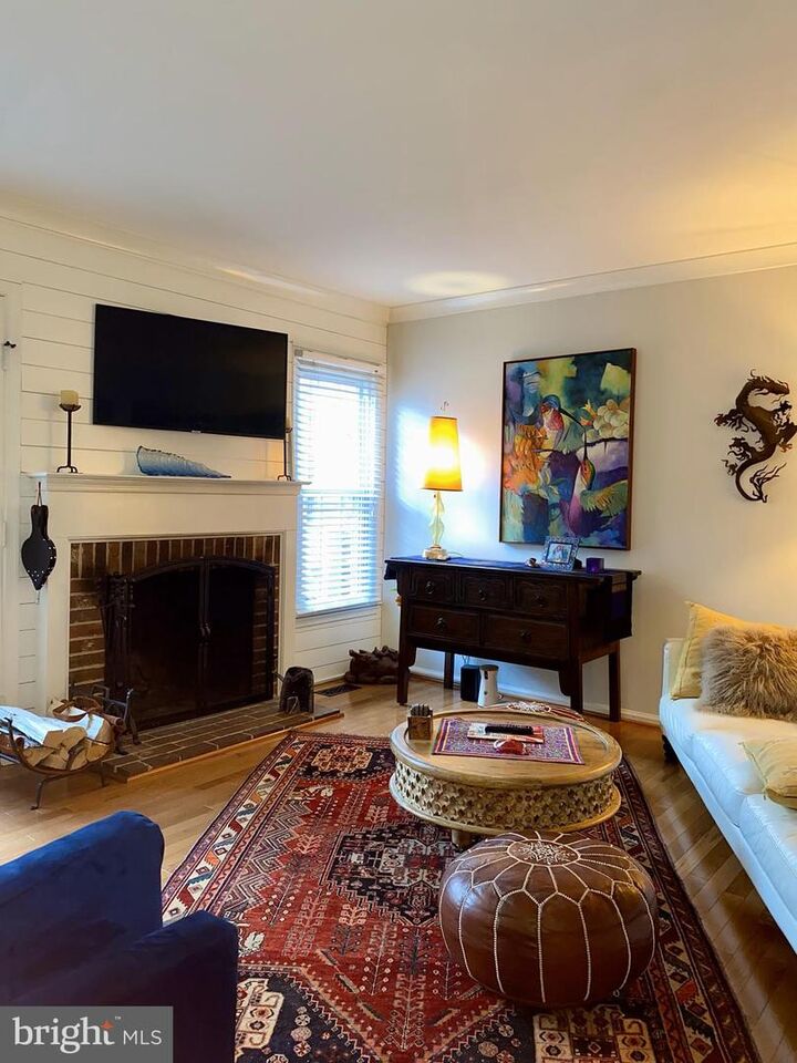 Property Photo:  2510 S Arlington Mill Drive D 4  VA 22206