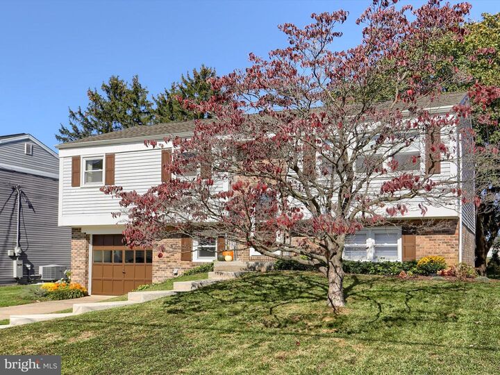 4819 Brian Road  Mechanicsburg PA 17050 photo