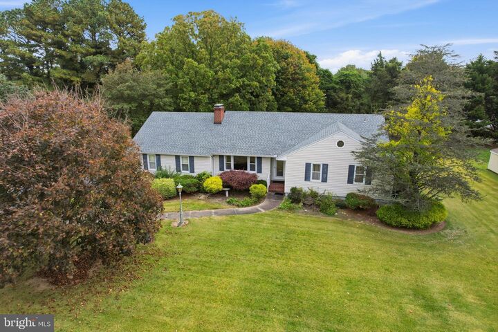 Property Photo: 794 Canterbury Road DE 19963