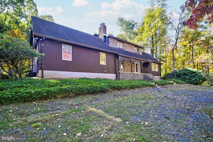 Property Photo:  229 Lambertville Hqts Road  NJ 08559