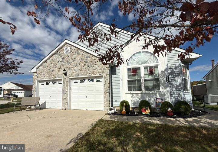 Property Photo:  617 Saint Vincent Court  NJ 08094