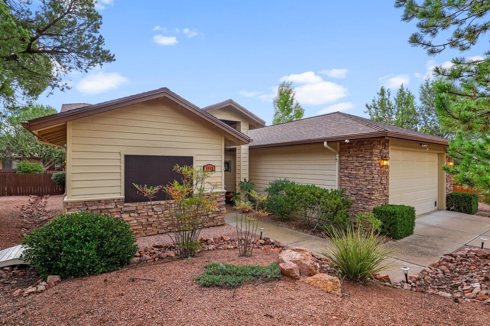 Property Photo:  1113 S Mountain View Drive  AZ 85541 