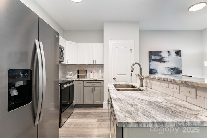 Property Photo: 508 Clegg Street NC 28150