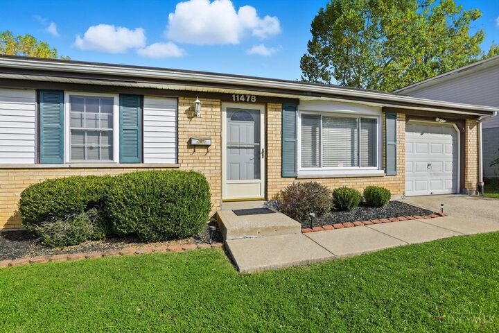 Property Photo: 11478 Ramondi Place OH 45240