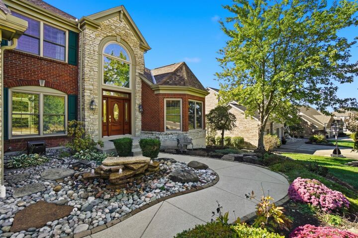 Property Photo:  6055 Ash Hill Court  OH 45069