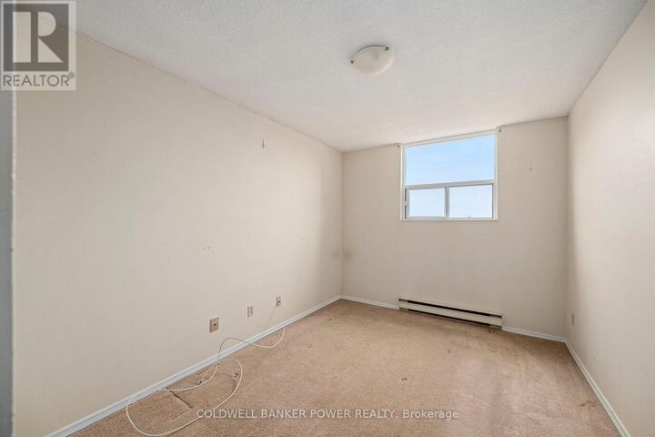 Property Photo:  1105 Jalna Boulevard 1105  ON N6E 2S9