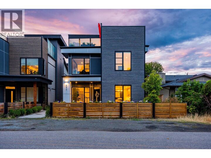 Photo de la propriété:  796 Wardlaw Avenue  BC V1Y 5B9