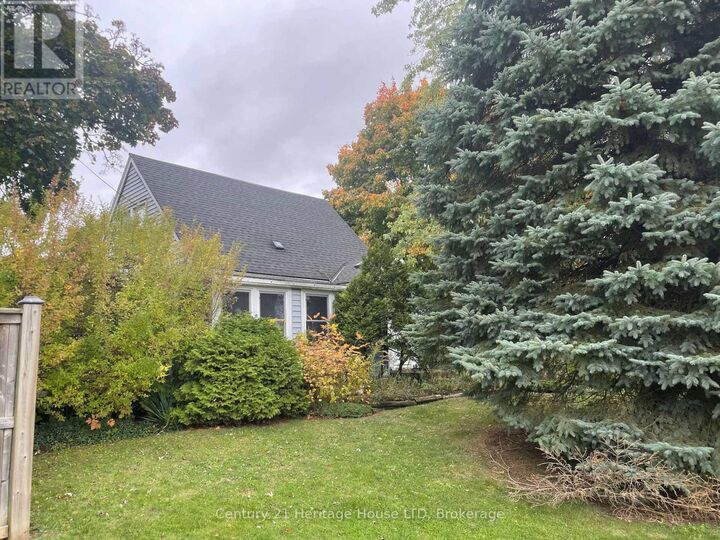 Property Photo:  610 Quaker Road  ON L3C 3H2