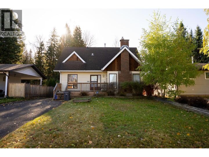 Photo de la propriété:  7935 Rochester Crescent  BC V2N 3V7