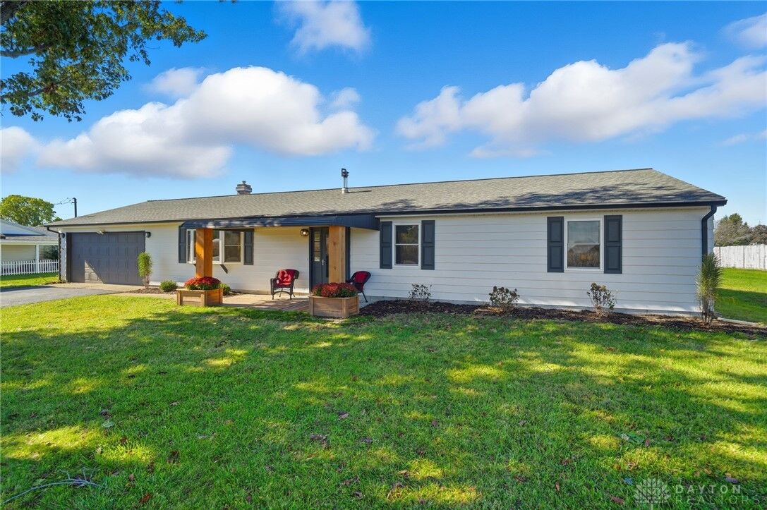Property Photo: 2601 Ballentine Pike OH 45502