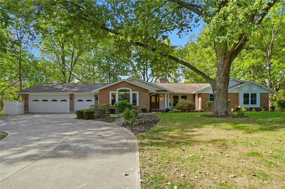 Property Photo:  72 N Childrens Home Road  OH 45373