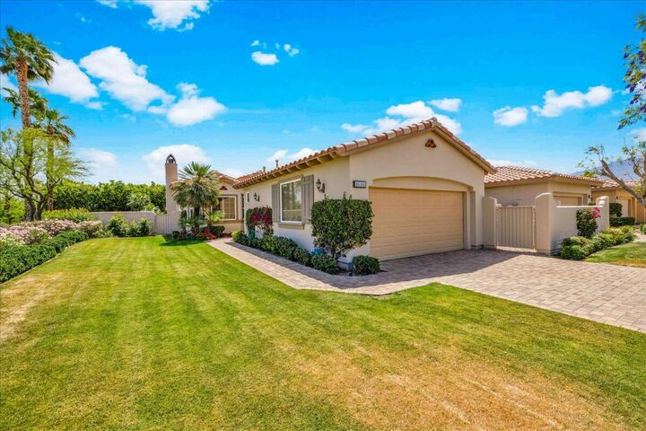 Property Photo:  48160 Casita Drive  CA 92253