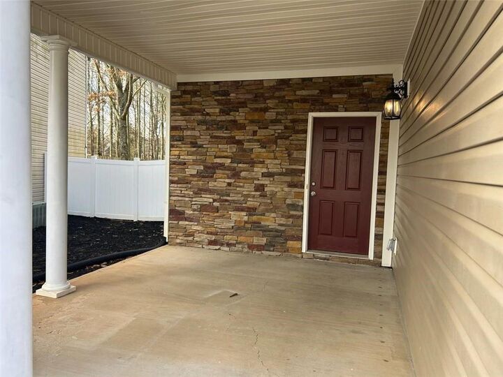 Property Photo: 2865 Gatewater Ct GA 30040