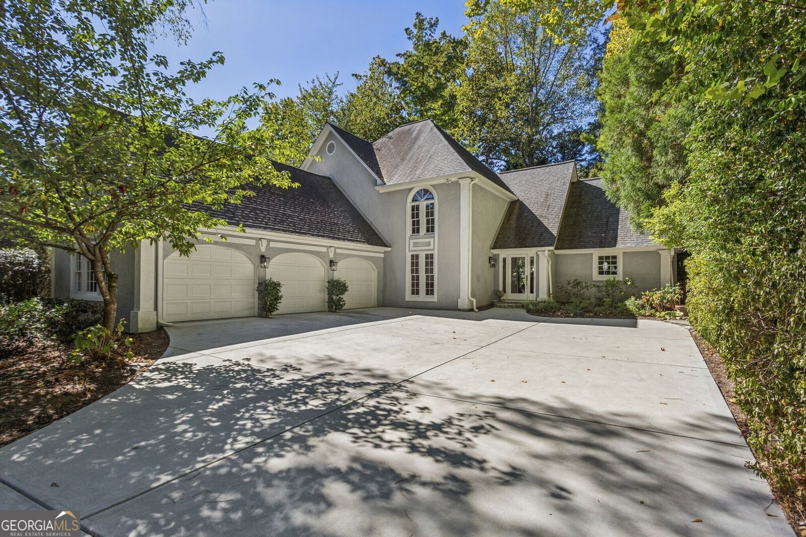 Property Photo: 2014 Northside Drive NW GA 30318