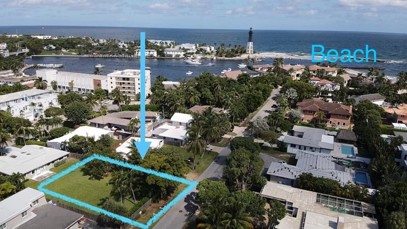Property Photo: 3417 Dover Rd FL 33062
