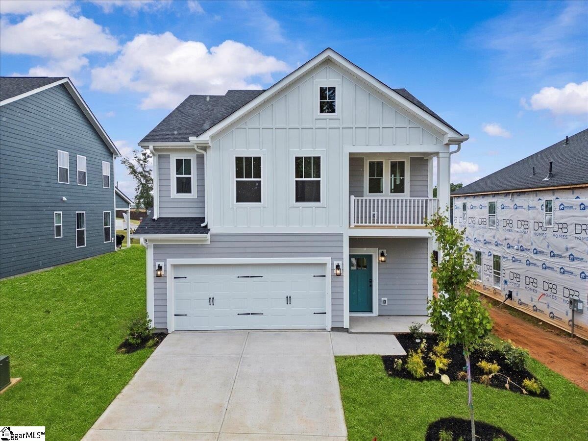 Property Photo: 957 Diane Lane SC 29369