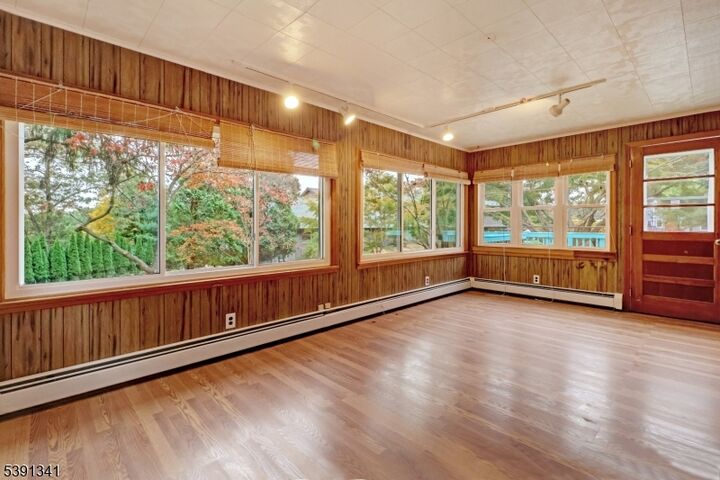 Property Photo:  265 Millbrook Ave  NJ 07869