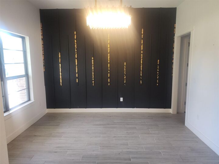 Property Photo:  214 Lakeland Circle  TX 77583 