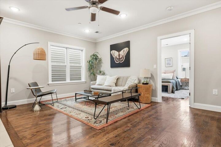 Property Photo:  25 St Pauls Ave 3  NJ 07306