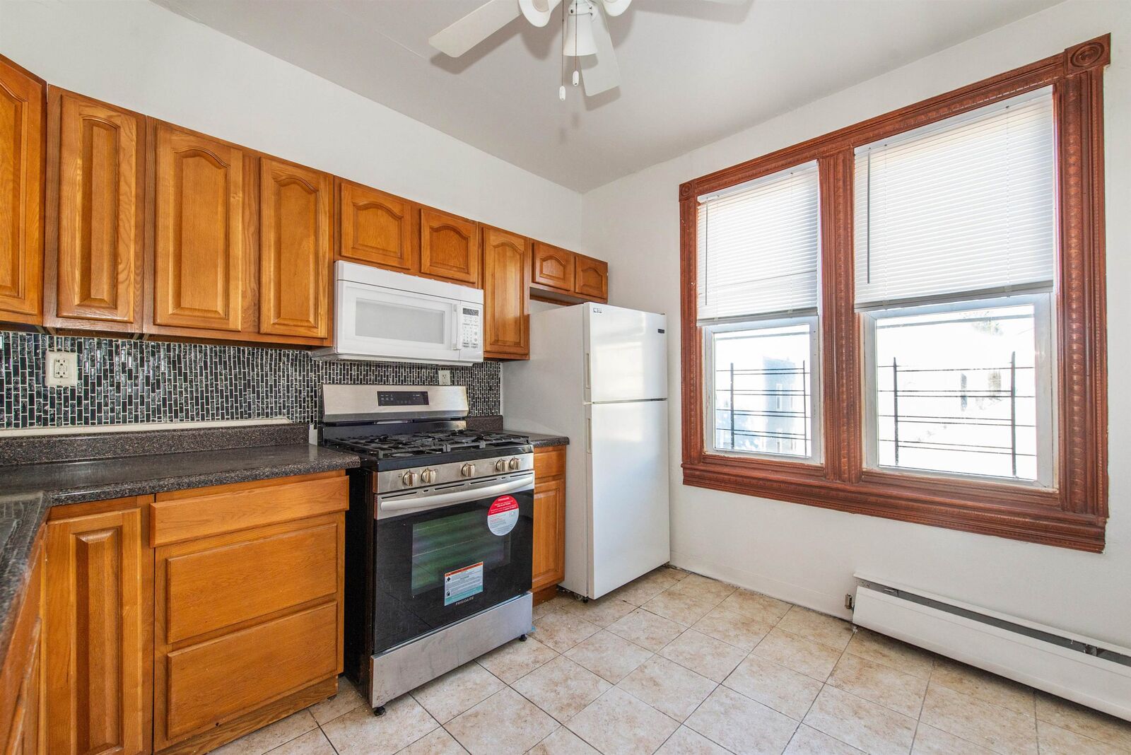 Property Photo:  46 Spruce St 2  NJ 07306 