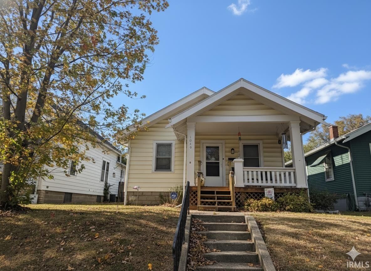 Property Photo:  1049 Shore Drive  IN 46805