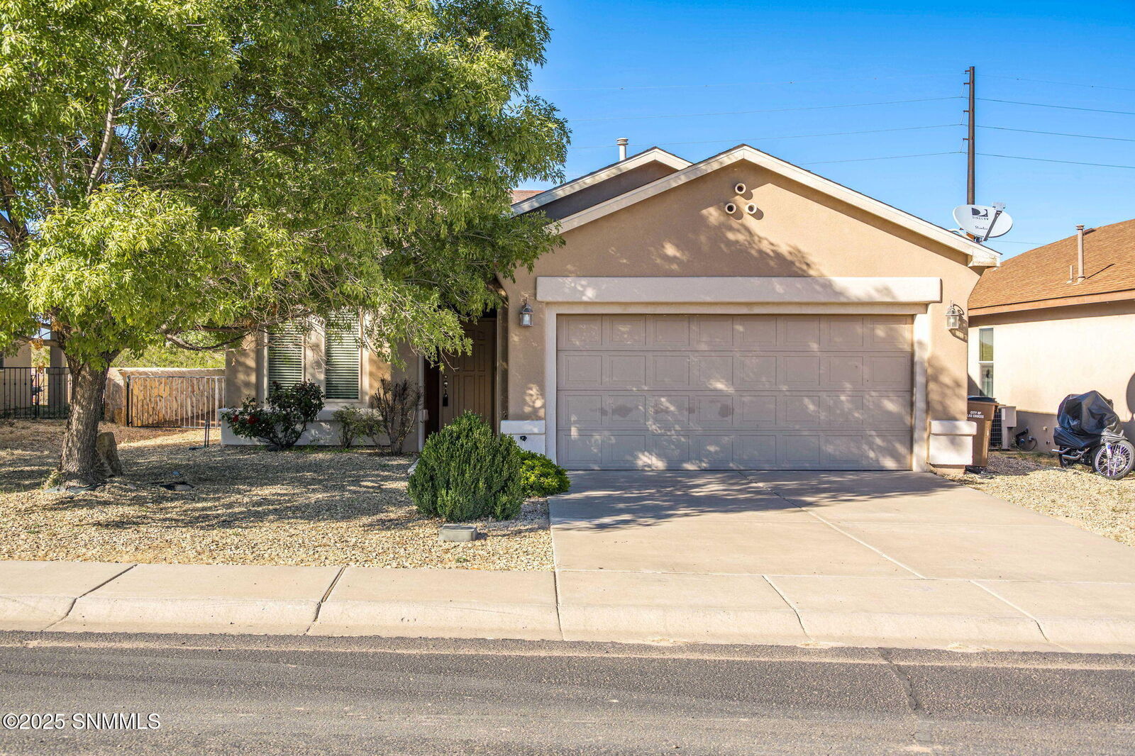 Property Photo: 3713 Vista Belleza Avenue NM 88012