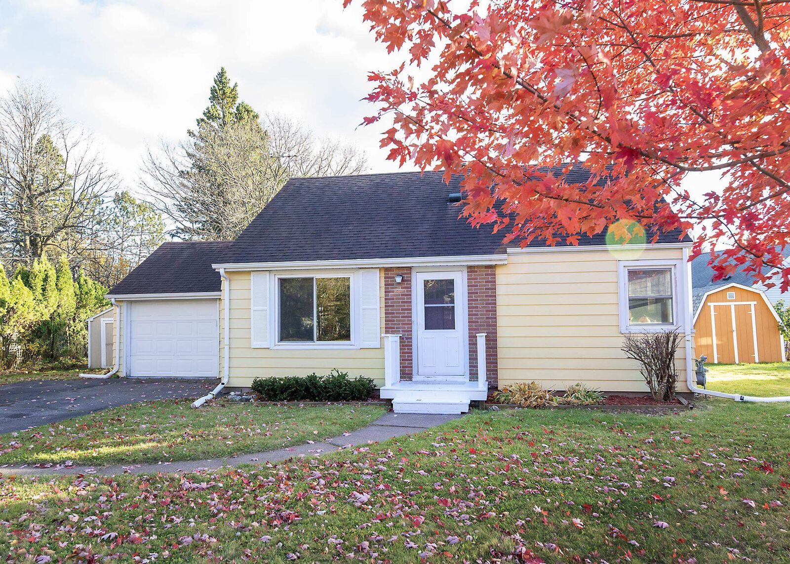 Property Photo:  2626 Nanticoke St  MN 55811