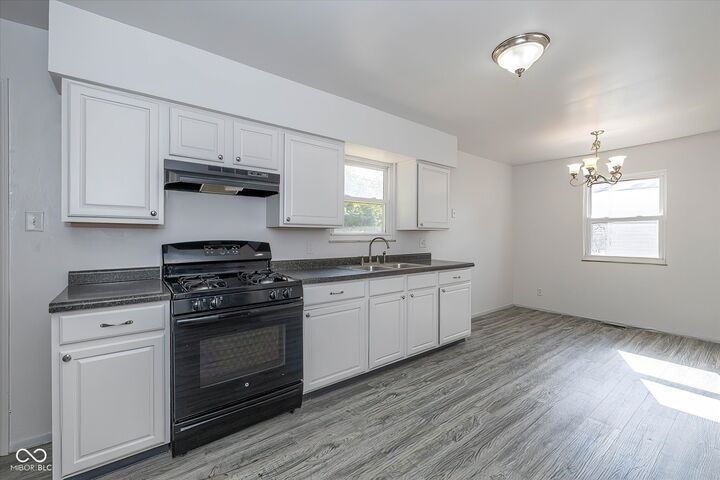 Property Photo:  2905 Dietz Street  IN 46203