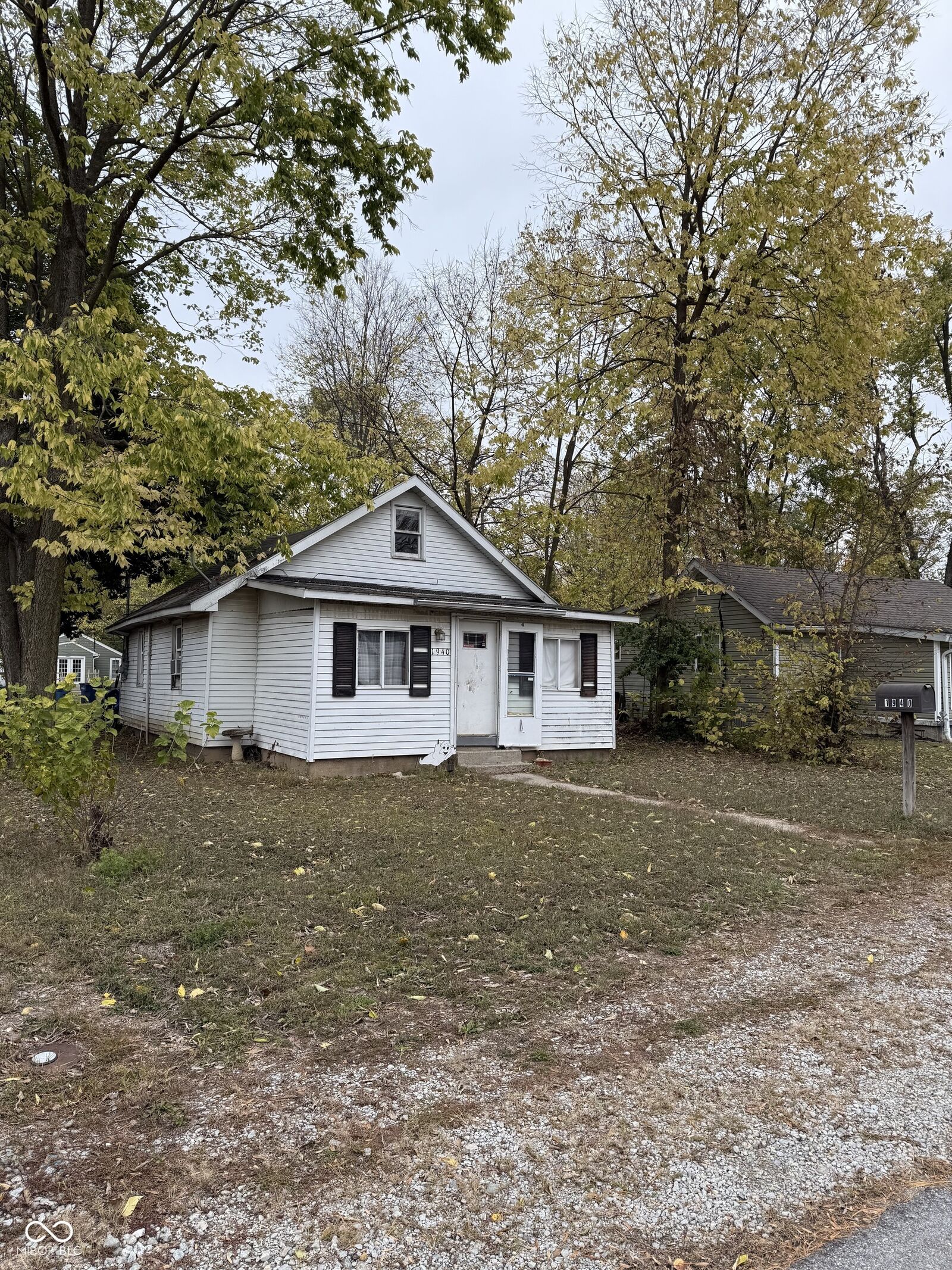 Property Photo:  1940 Mulberry Street  IN 46060