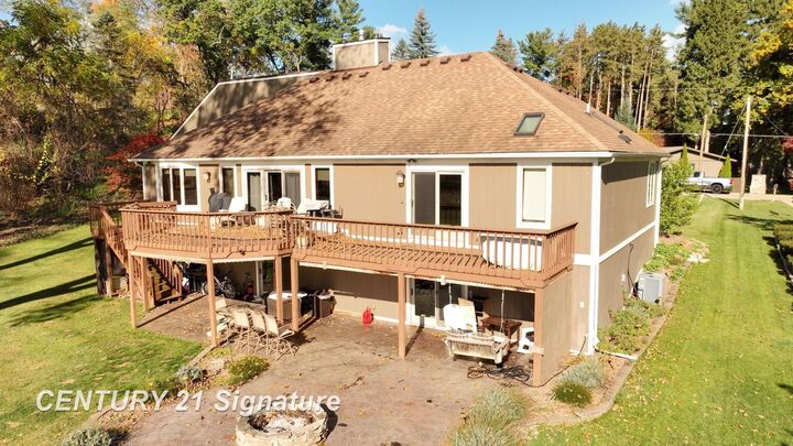 Property Photo: 7335 Surfwood Drive MI 48430