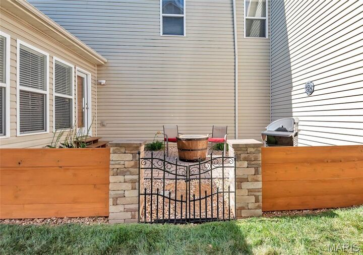Property Photo:  113 Berry Manor Circle  MO 63376
