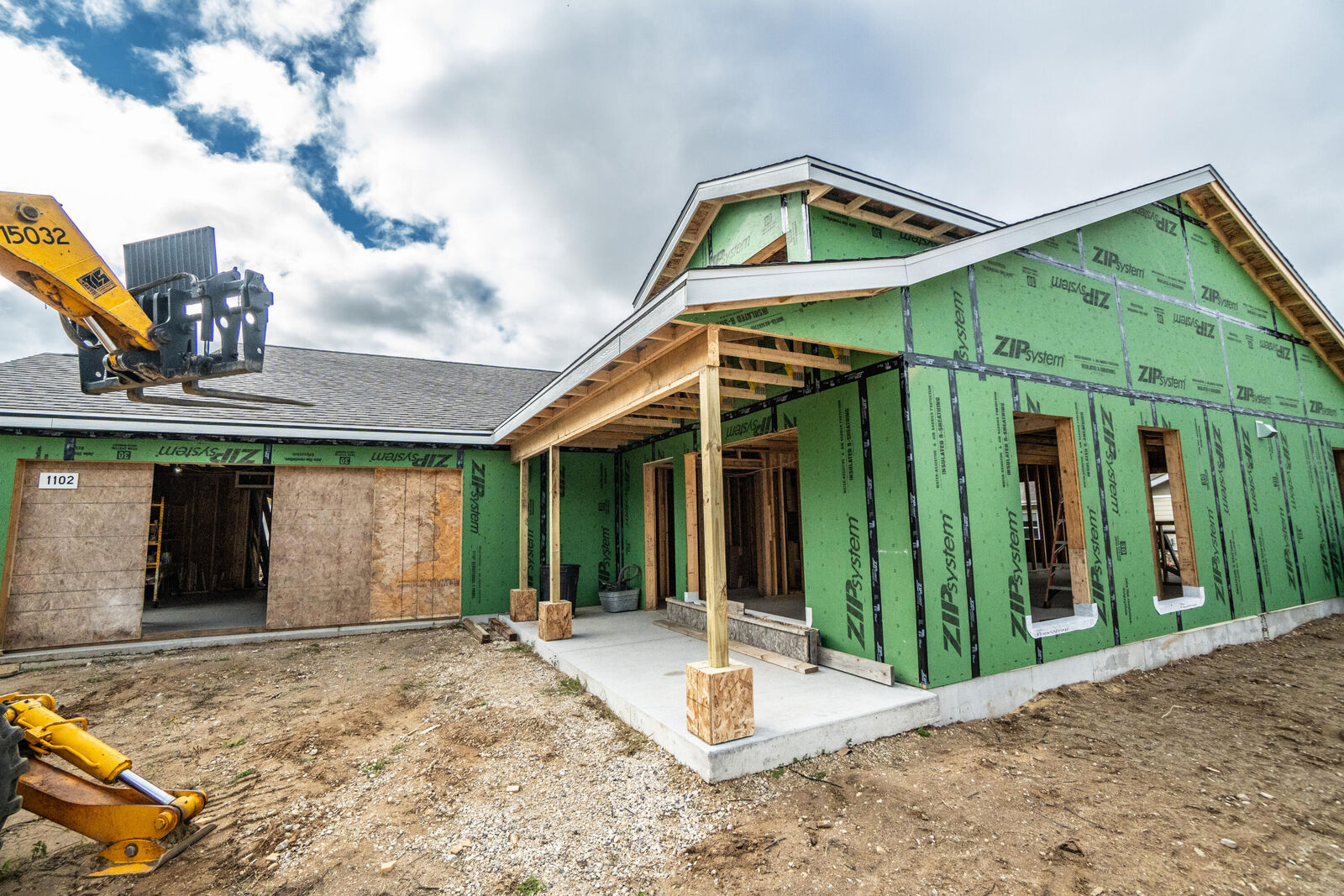 Property Photo:  1102 Harbor Ave  WI 53095