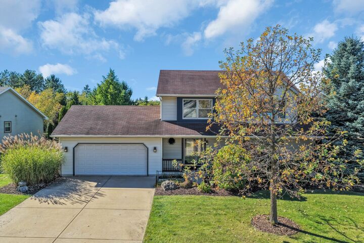 Property Photo:  2520 Amber Ln  WI 53406