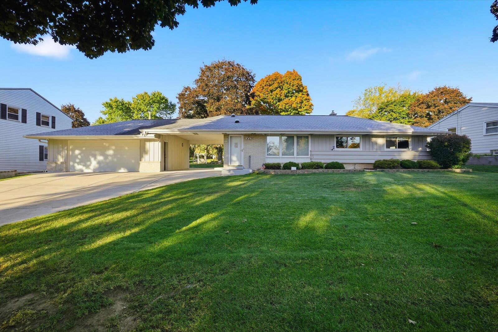 Property Photo:  5935 N 117th St  WI 53225