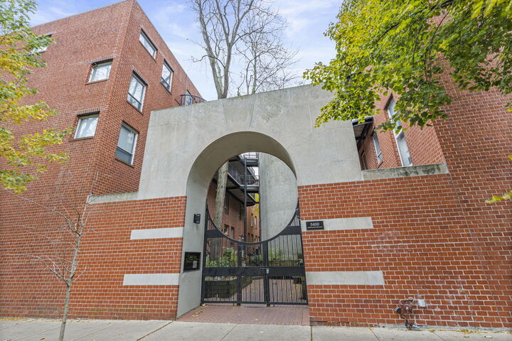 Property Photo:  5400 S Hyde Park Boulevard 7A  IL 60615 