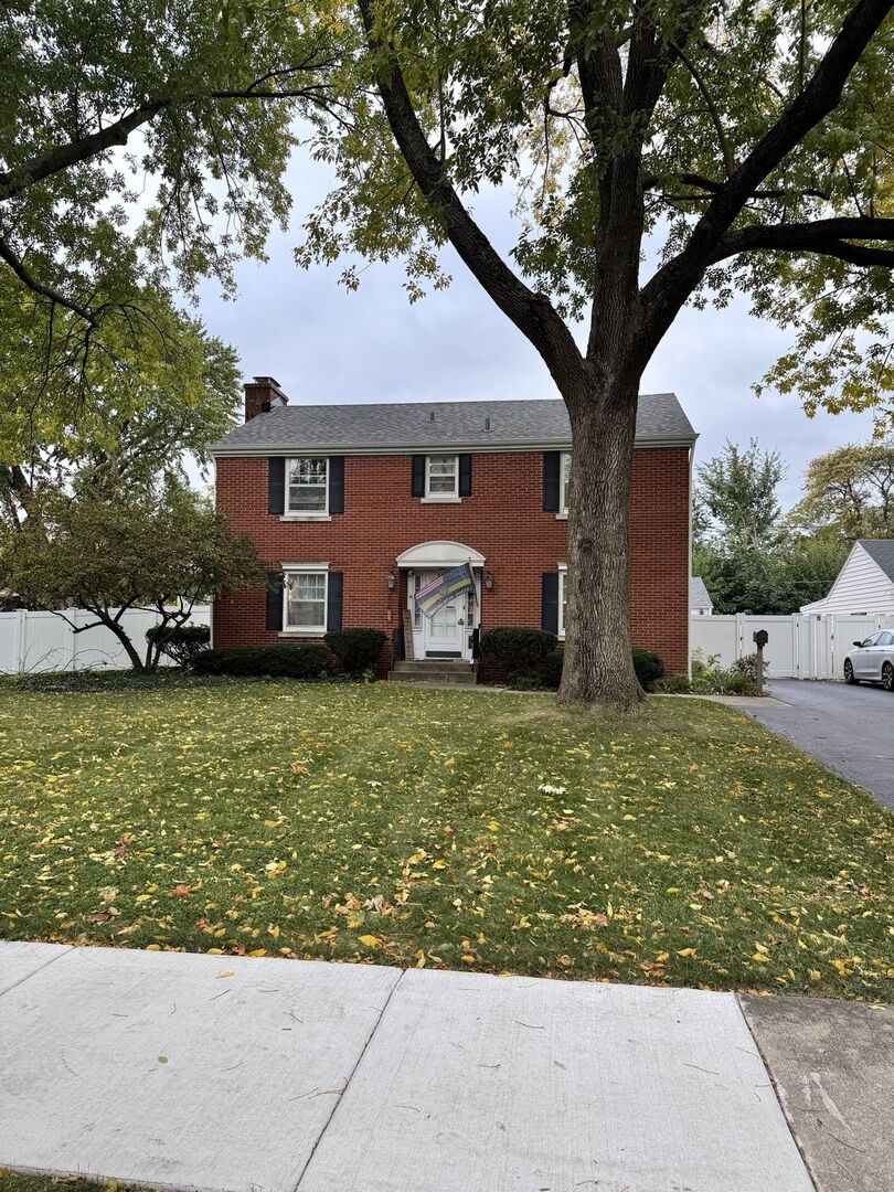 Property Photo: 1416 West Acres Road IL 60435