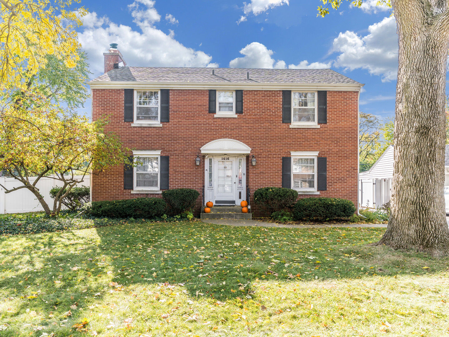 Property Photo:  1416 West Acres Road  IL 60435 