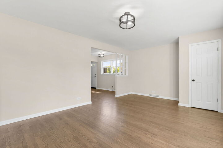 Property Photo:  14637 Vincennes Road  IL 60426