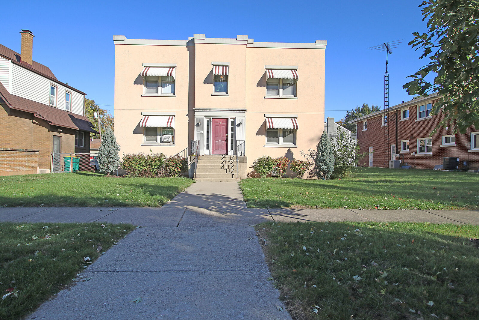 Property Photo:  955 Oneida Street  IL 60435 