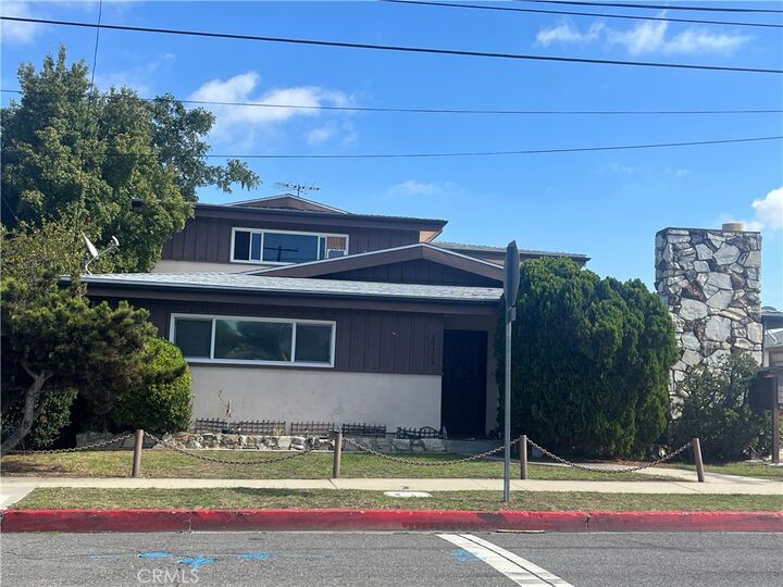 25326 Oak  Lomita CA 90717 photo