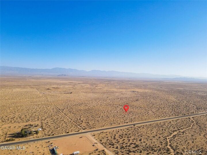 Property Photo:  250 E Ave J 250th St E  CA 93535 