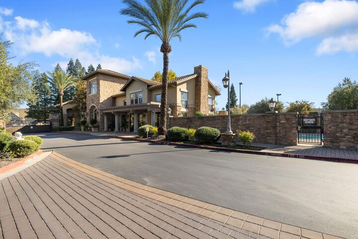 2430 Pavilions Place Lane 501  Sacramento CA 95825 photo