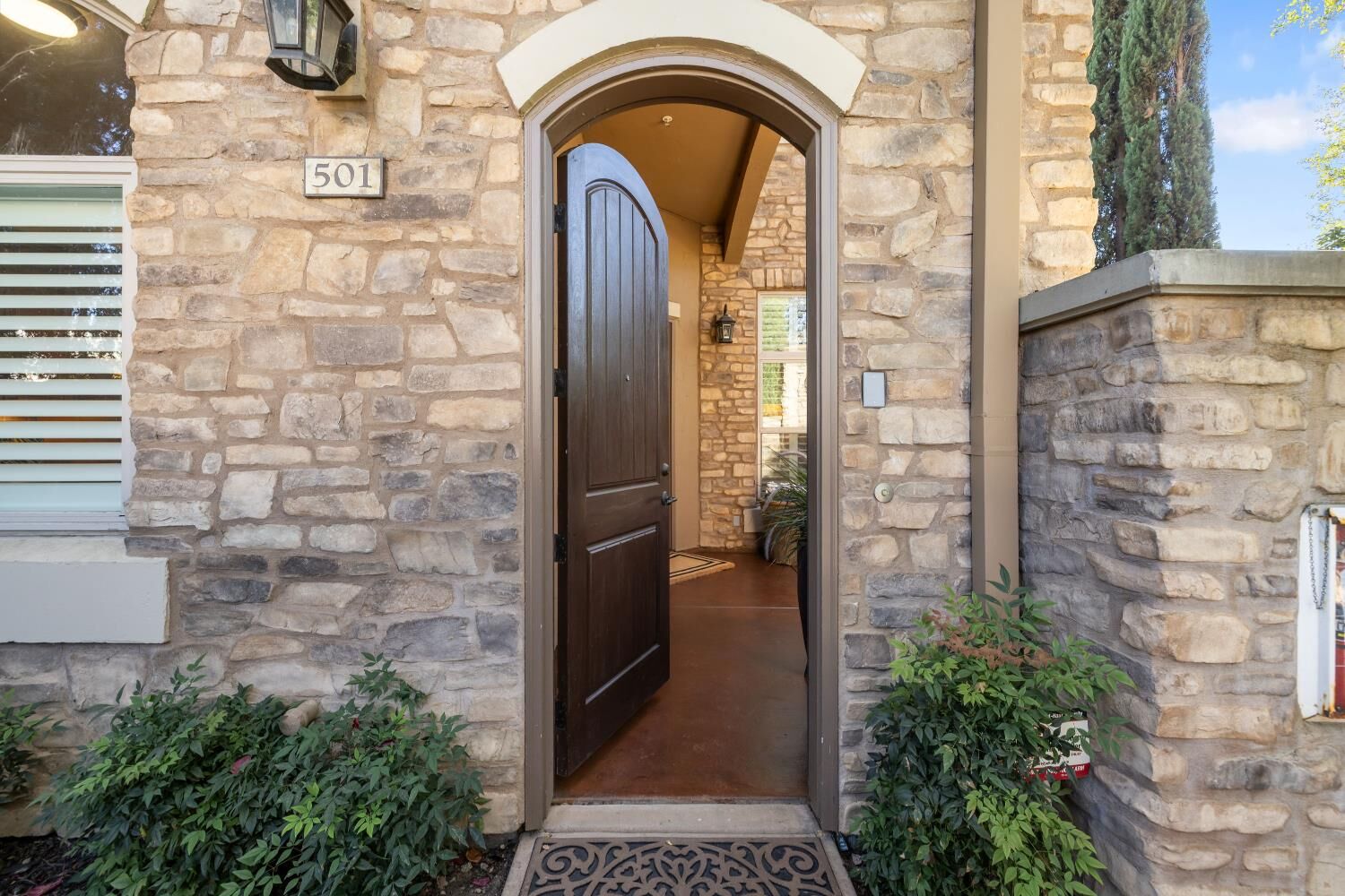 Property Photo: 2430 Pavilions Place Lane 501 CA 95825