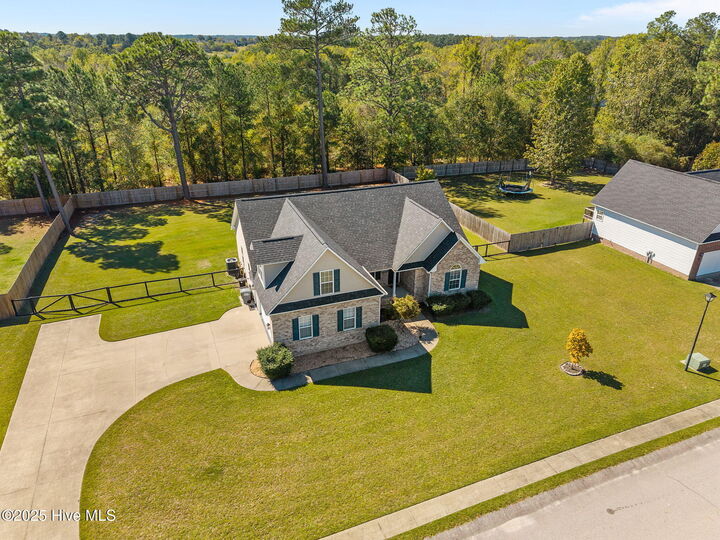 Property Photo: 352 Wood Valley Lane NC 28376