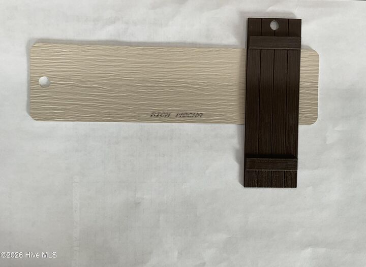 Property Photo: 813 Calebs Creek Court NC 28555