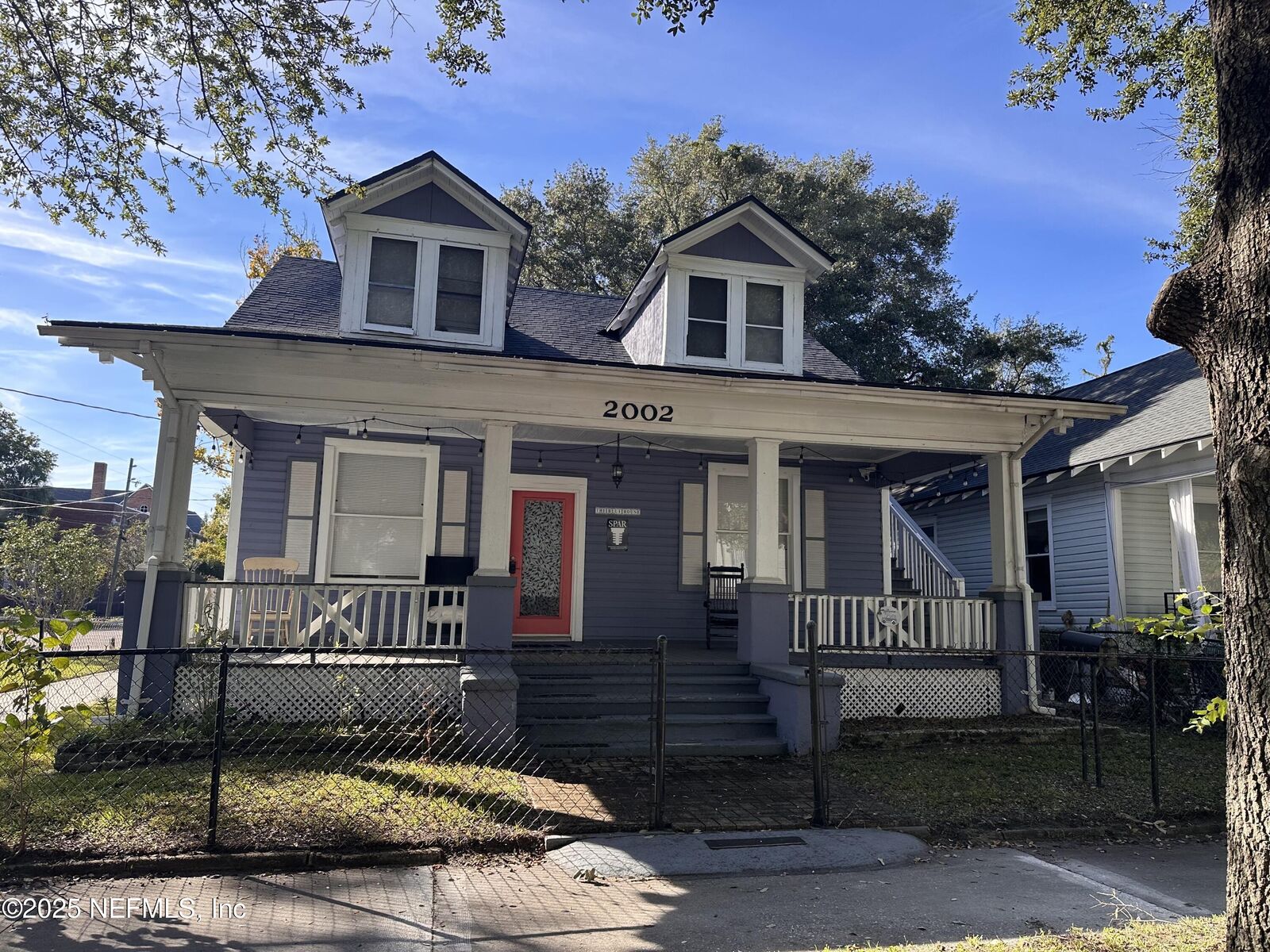 Property Photo:  2002 N Liberty Street  FL 32206