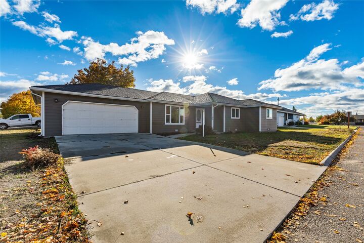 Property Photo:  1100 College Street  MT 59870 